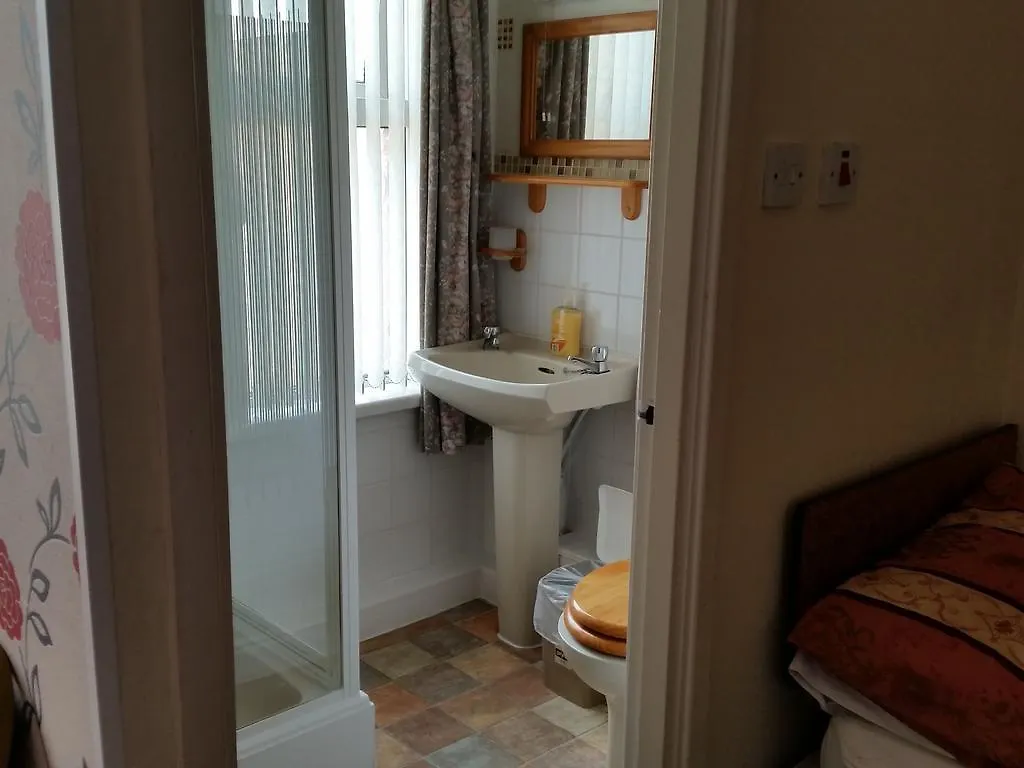 *** Guest house Winston House Hotel Bridlington United Kingdom